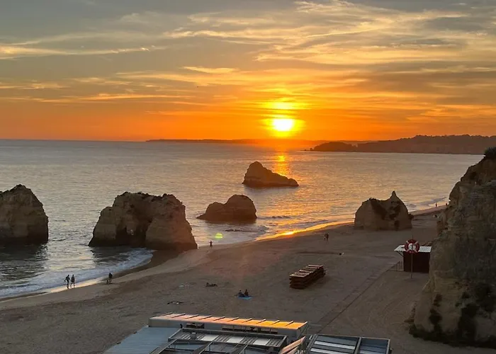 Gm Premium アパート *